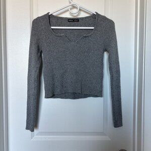 SHEIN Gray Long Sleeve Knit Top Slight Crop Size Large